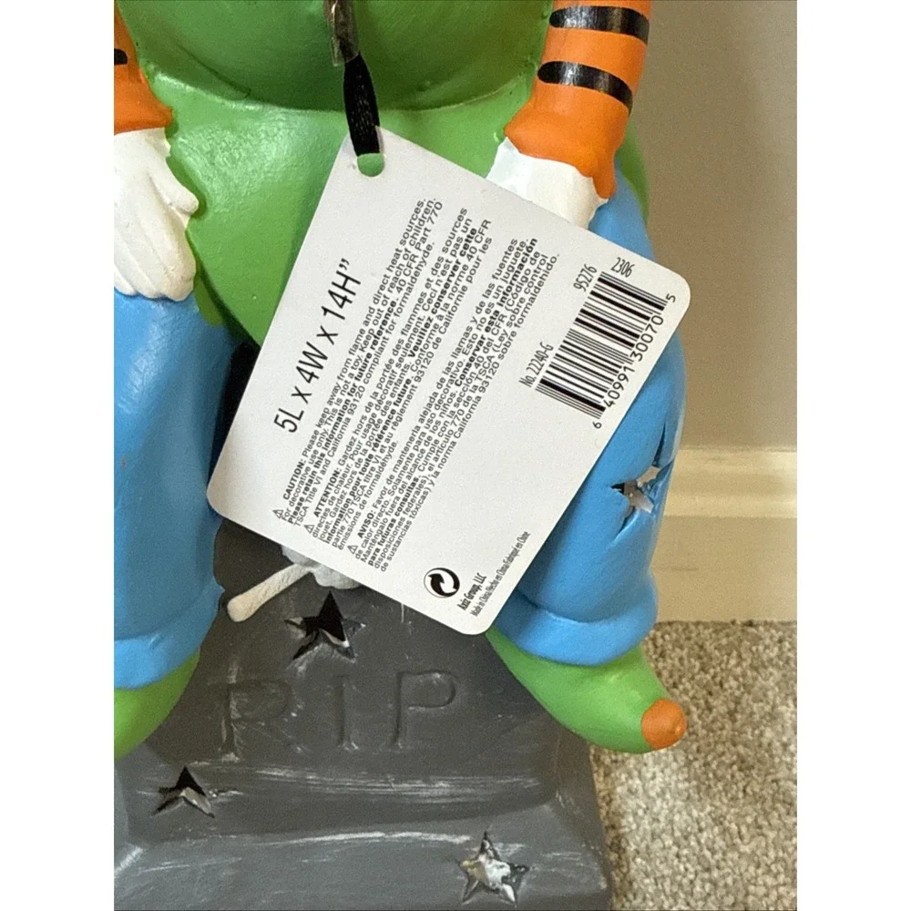 The Unbranded Brand halloween light